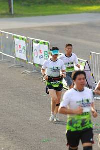 BIB: 1955
                            <button type="button" onclick="openModal(3553608)" class="btn btn-primary btn-sm float-right btn-popup" data-toggle="modal" data-target=".modal-high-quality">
                        <i class="fas fa-shopping-cart"></i> Add to Cart
                    </button>
                                            <button type="button" onclick="isThisMe(3553608, true)" class="btn btn-success btn-sm float-right btn-popup btn-isme hidden" data-toggle="tooltip" data-placement="bottom" title="นี่คือรูปของคุณใช่ไหม คลิกที่นี่เพื่อเอาเข้าอัลบั้ม">
                        <i class="fas fa-plus"></i> Add to album
                    </button>
                    <button type="button" onclick="isThisMe(3553608, false)" class="btn btn-warning btn-sm float-right btn-popup btn-isnotme hidden">
                        <i class="fas fa-ban"></i> Remove from album
                    </button>